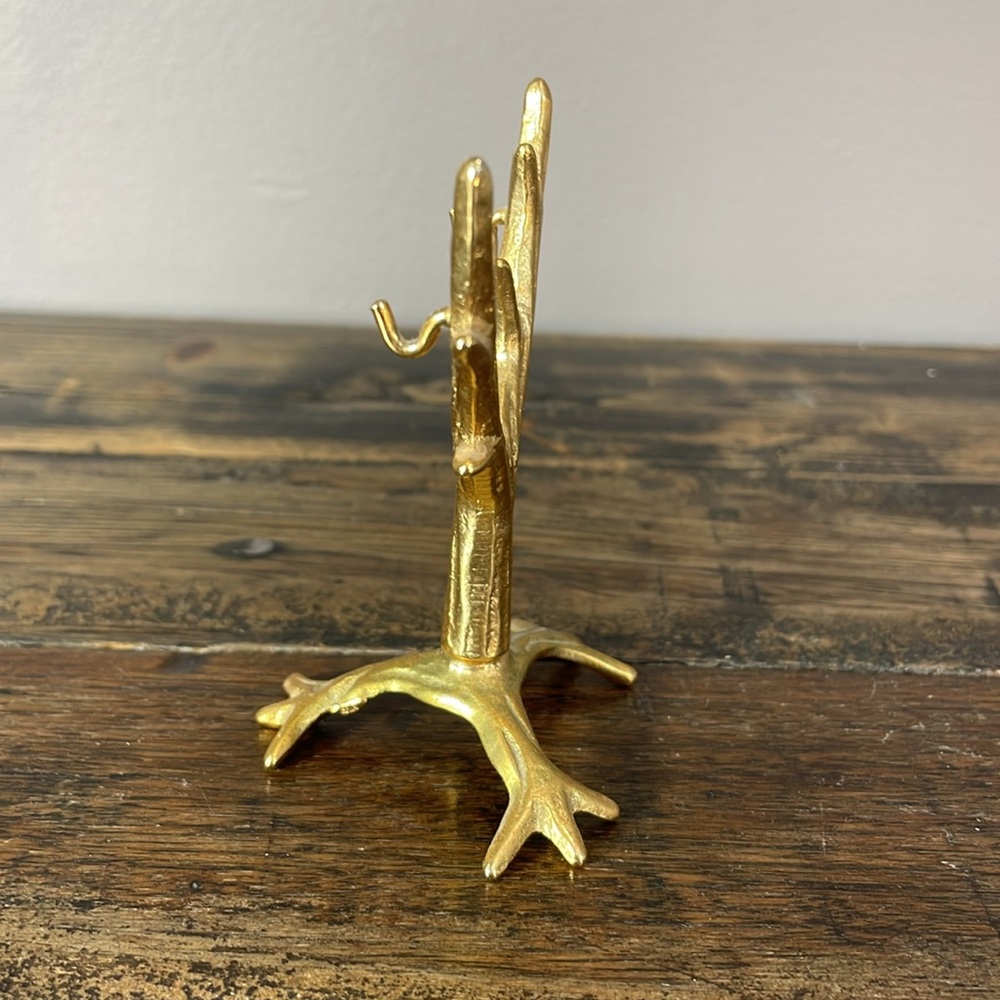 Metal ring holder - Picture 3 of 8